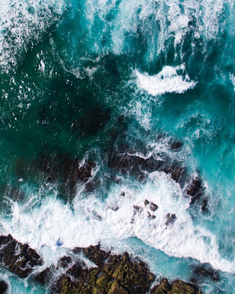 Waves crashing on rocks